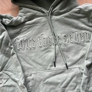 437 Women’s Mint Green Hoodie